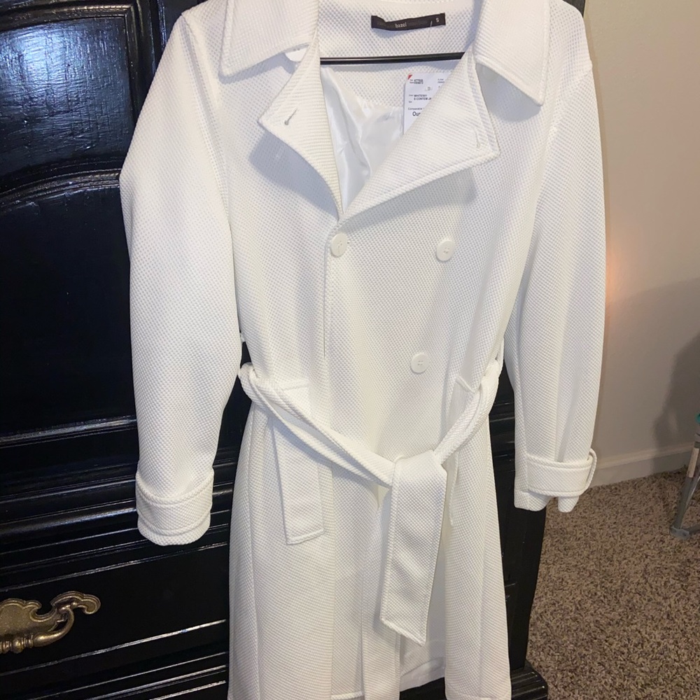white lined jacket🤍🤍🤍